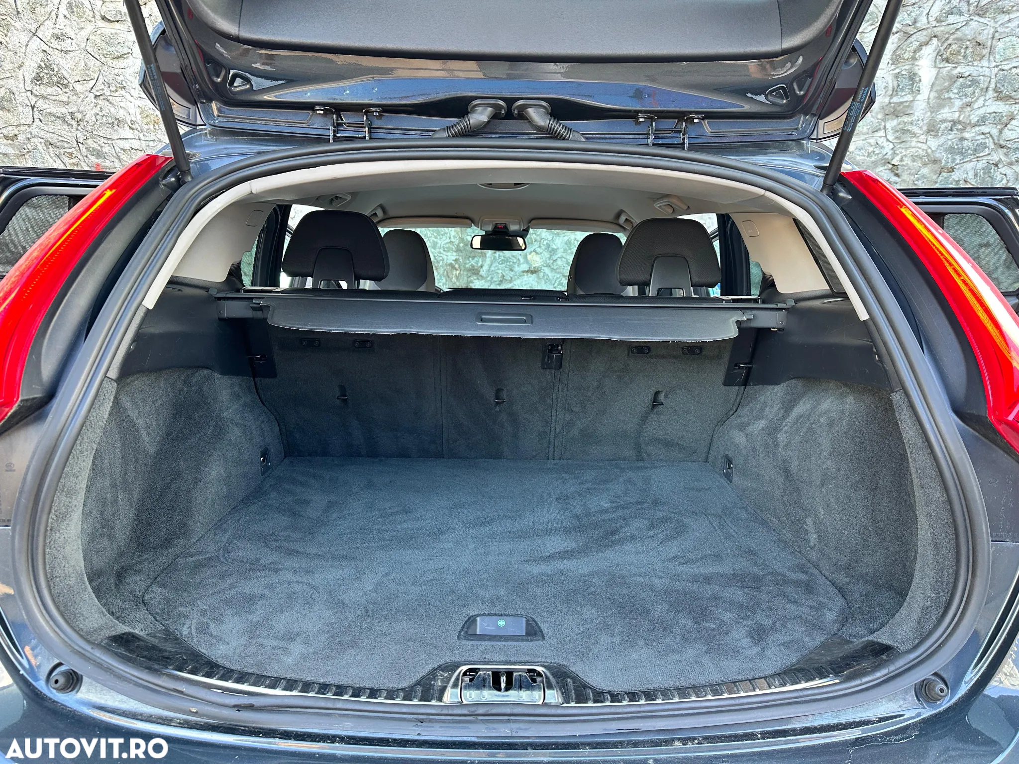 Volvo V60 D2 Geartronic Powershift Momentum - 17