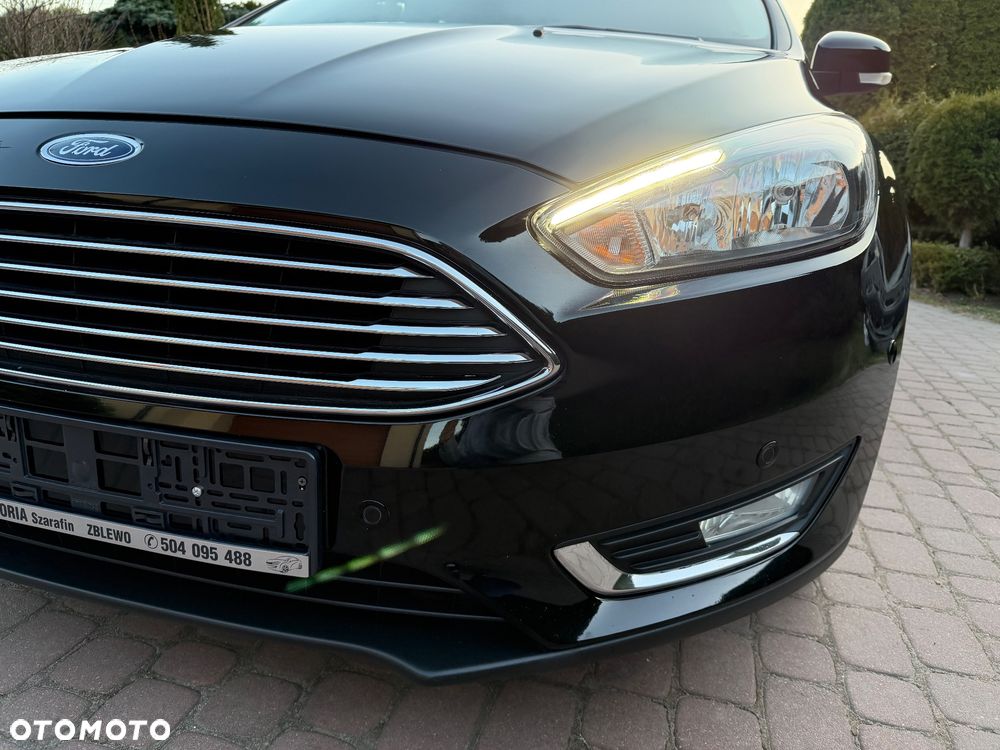 Ford Focus 1.0 EcoBoost Titanium - 10