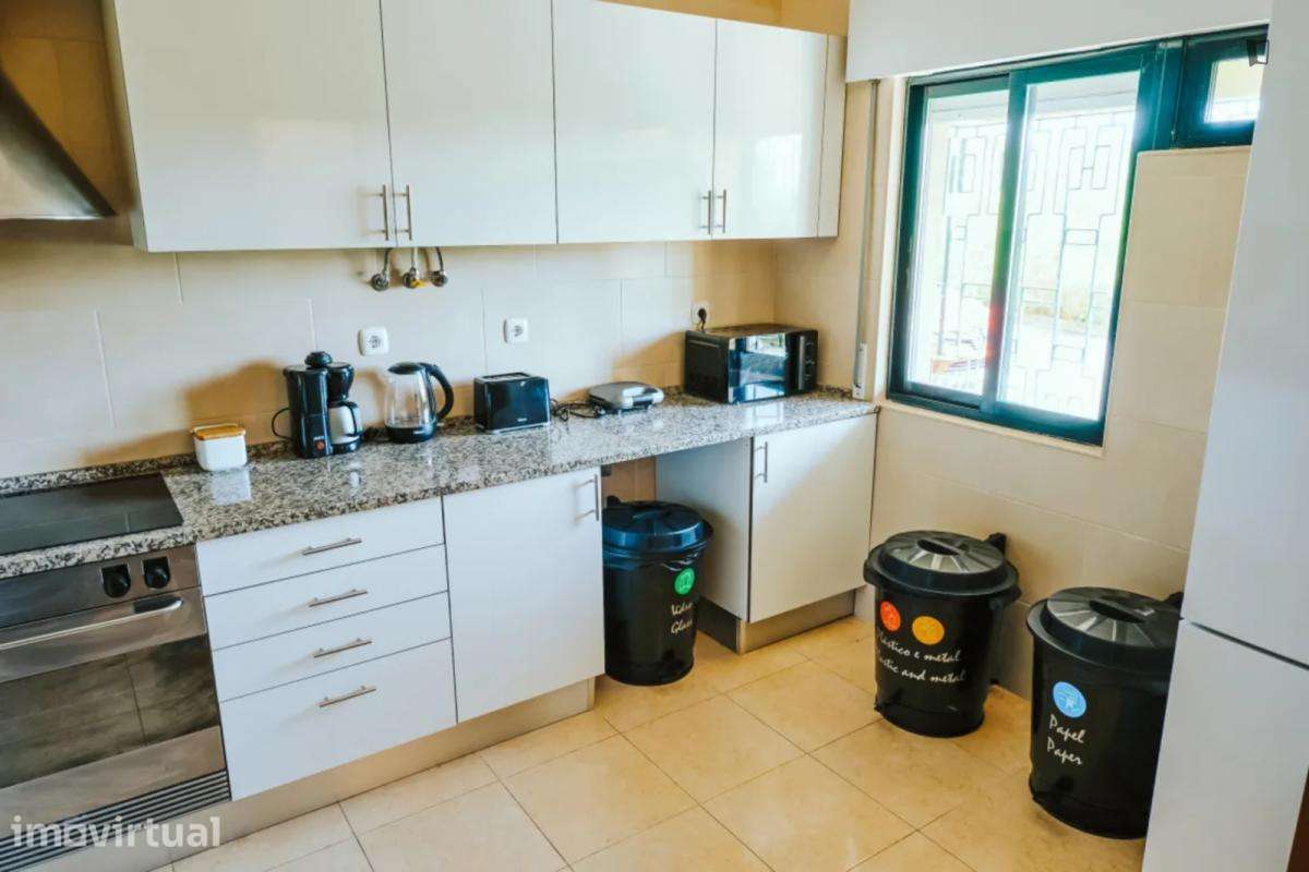 Quarto - localizado em Restelo Lisbon - Grande imagem: 4/14