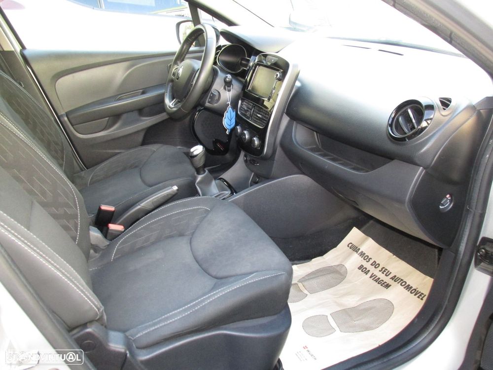 Renault Clio Sport Tourer 0.9 TCe Limited - 15