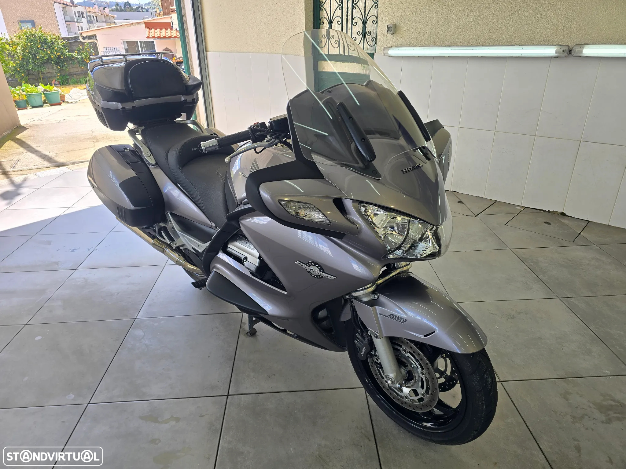 Honda Pan European ABS - 16