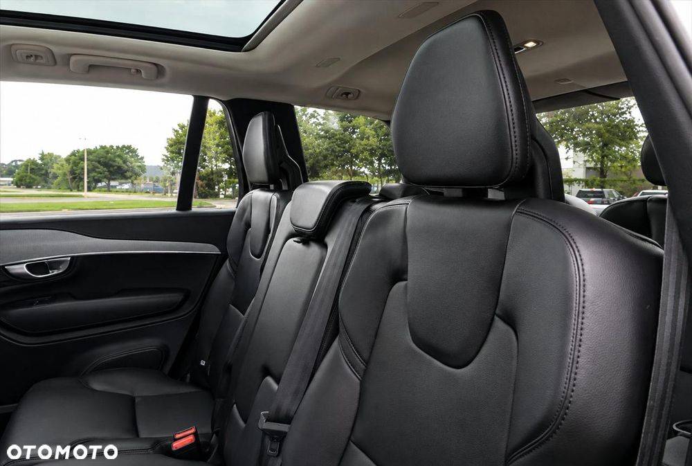 Volvo XC 90 T5 AWD Geartronic Momentum - 17