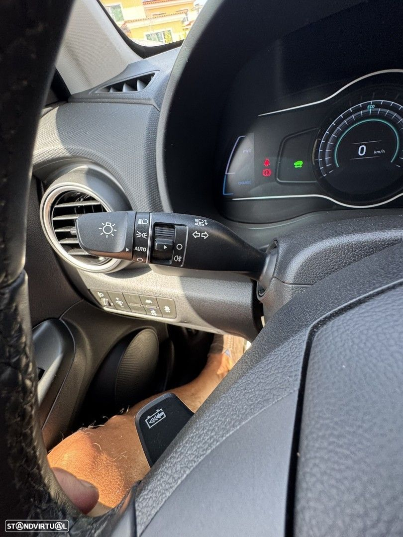 Hyundai Kauai EV 64 kWh Premium+LED - 25
