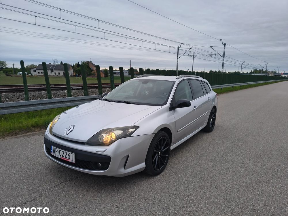 Renault Laguna 2.0 dCi FAP GT - 23