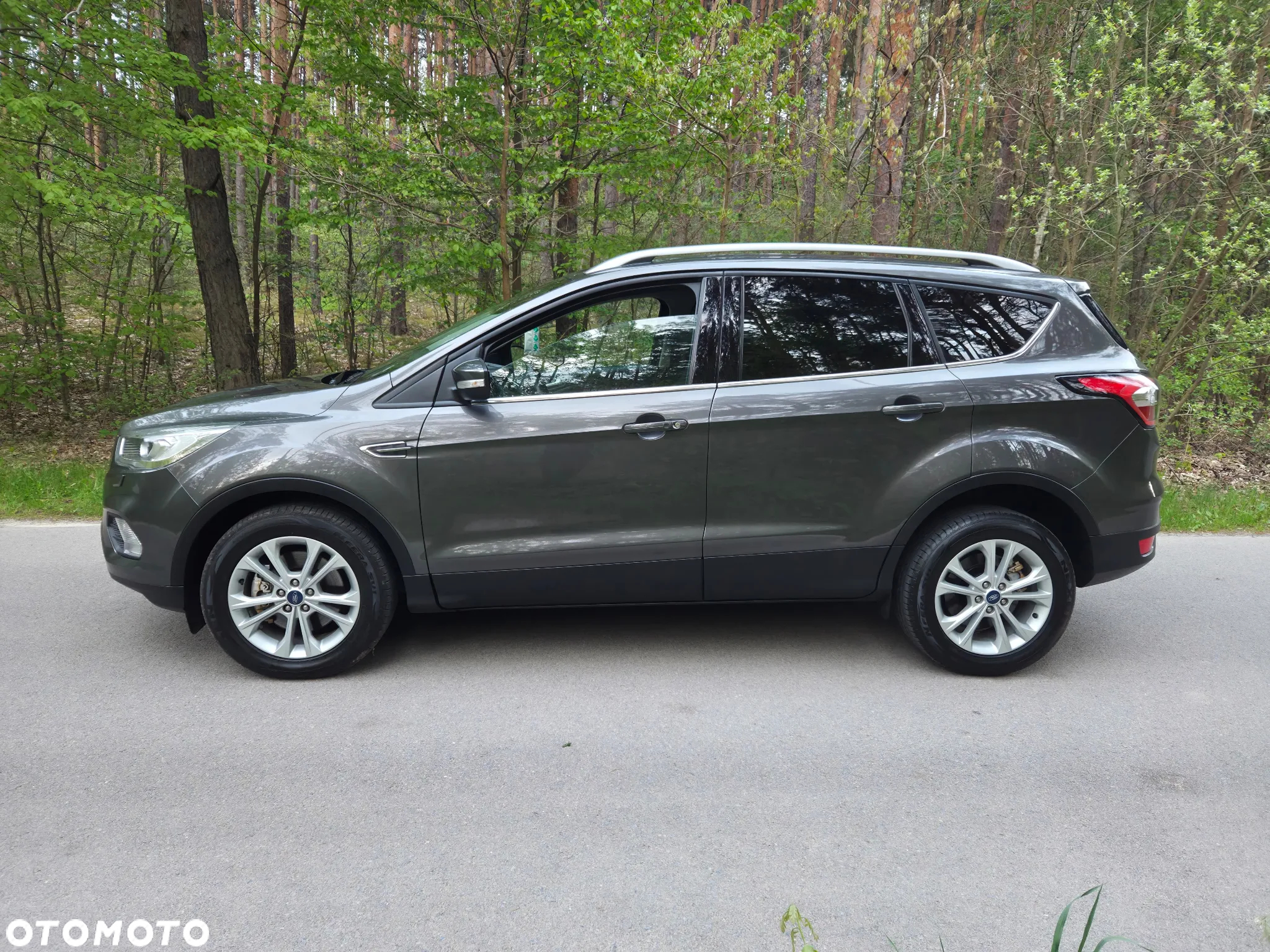 Ford Kuga 1.5 TDCi 2x4 Cool & Connect - 10
