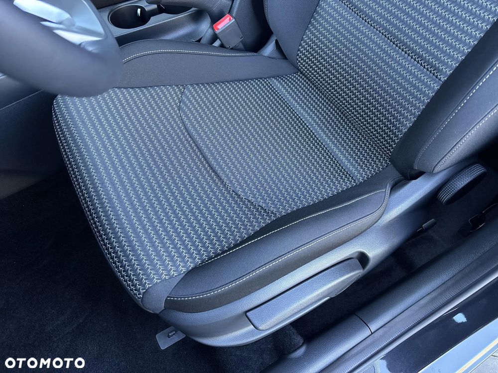 Kia Ceed 1.5 T-GDI M - 13