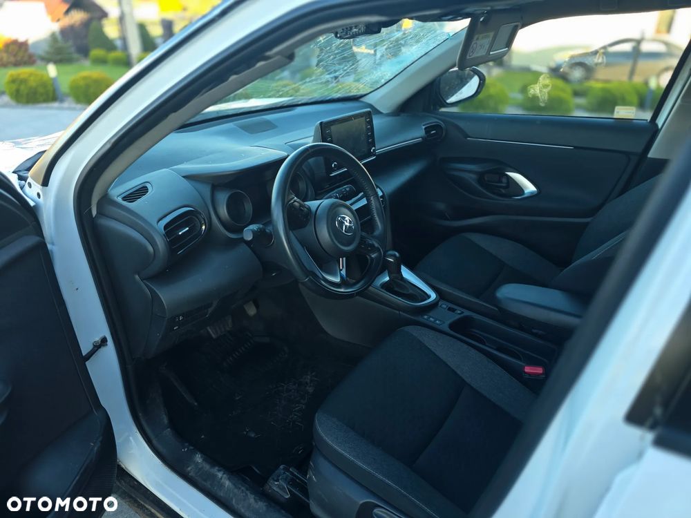 Toyota Yaris Cross Hybrid 1.5 Comfort - 13