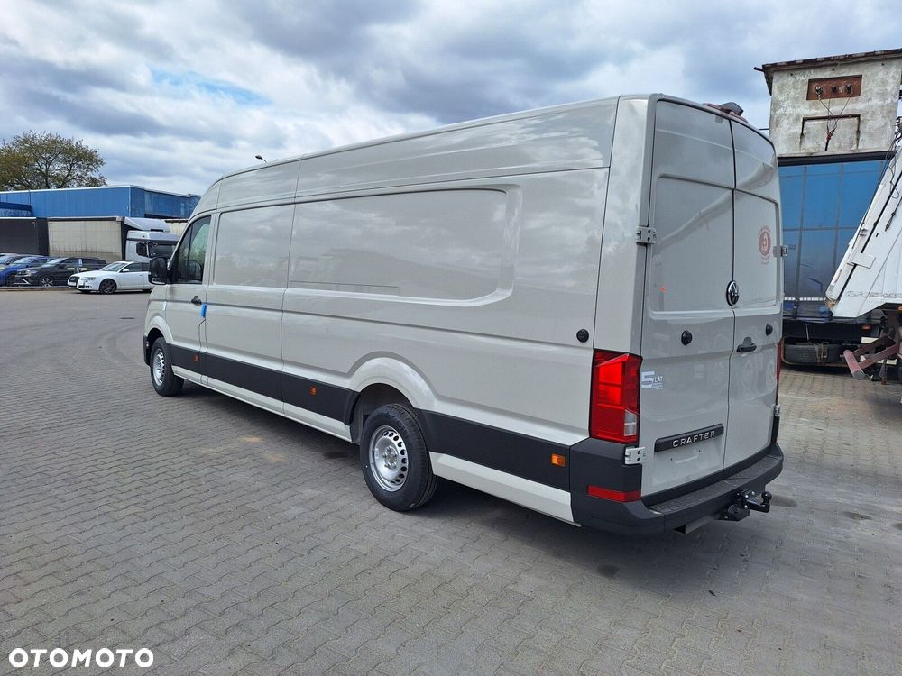 Volkswagen Crafter - 13