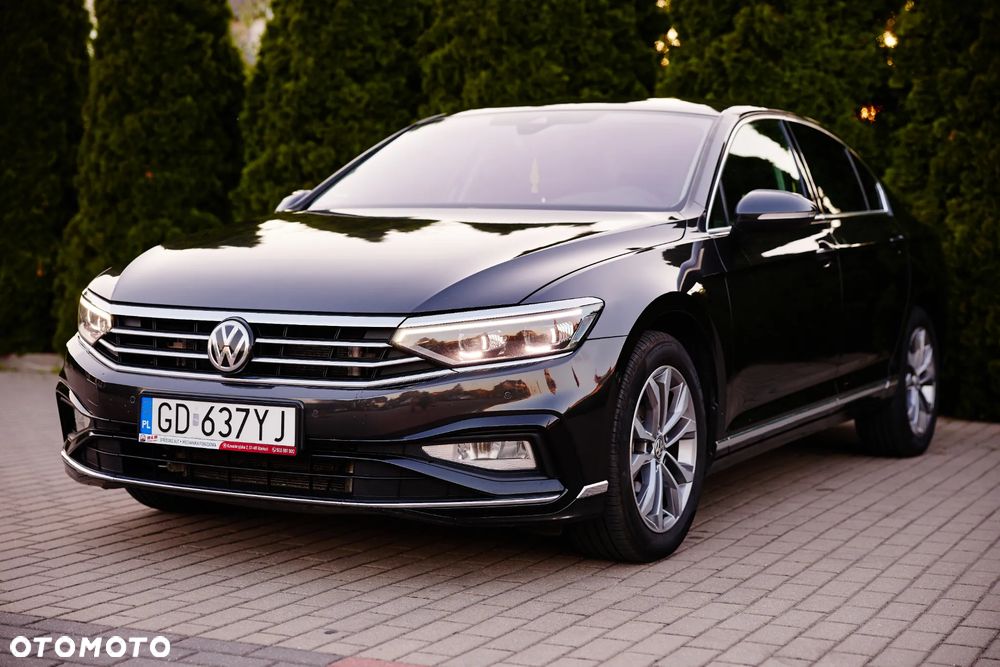 Volkswagen Passat 2.0 TSI Business DSG - 12