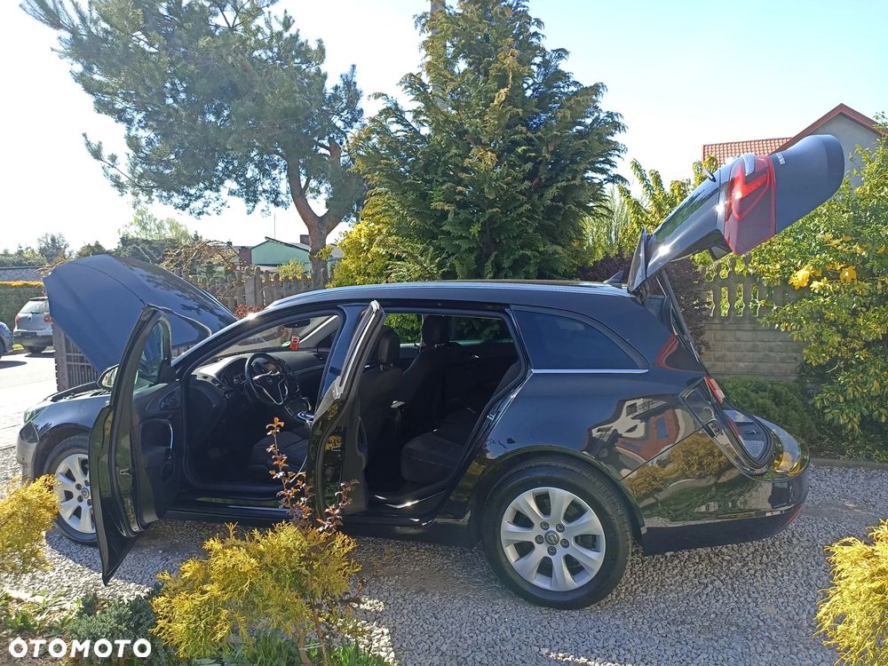 Opel Insignia - 18