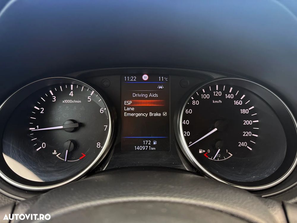 Nissan Qashqai 1.3 DIG-T SHIRO - 10