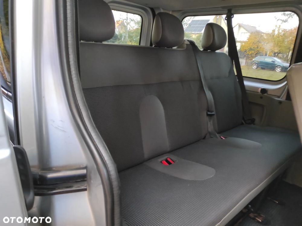 Opel Vivaro - 13