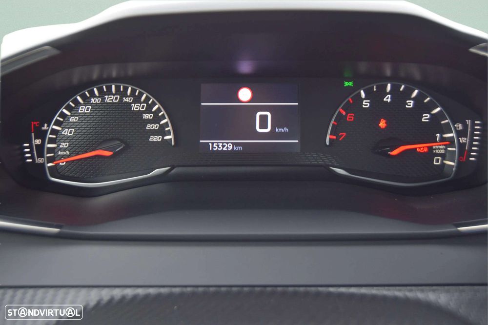 Peugeot 2008 1.2 PureTech Style - 31