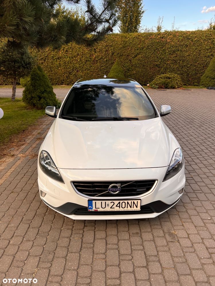 Volvo V40 D2 R-Design - 2