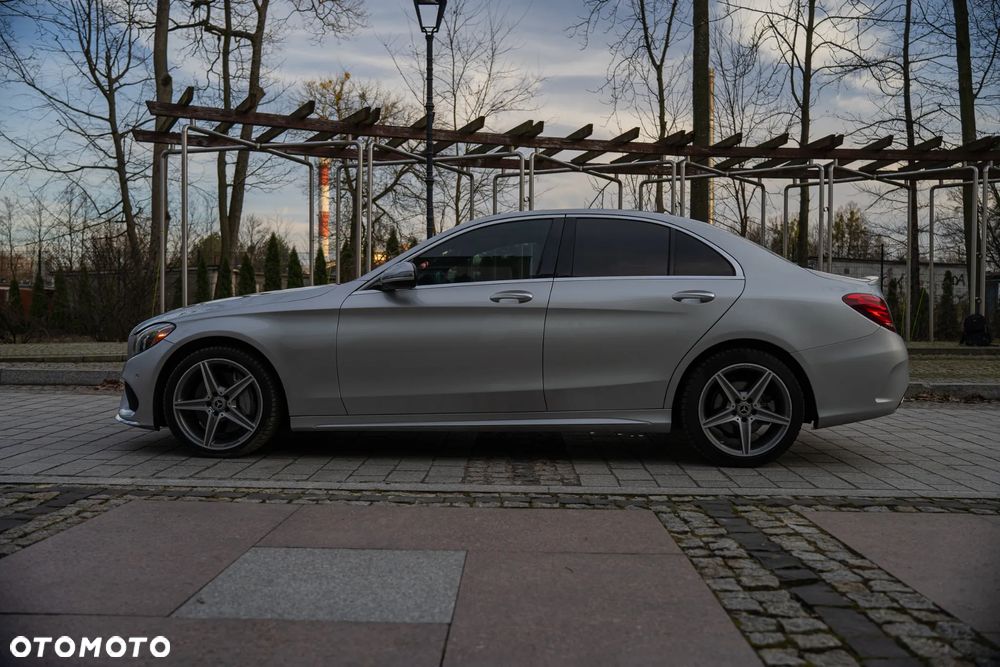 Mercedes-Benz Klasa C 300 7G-TRONIC - 9