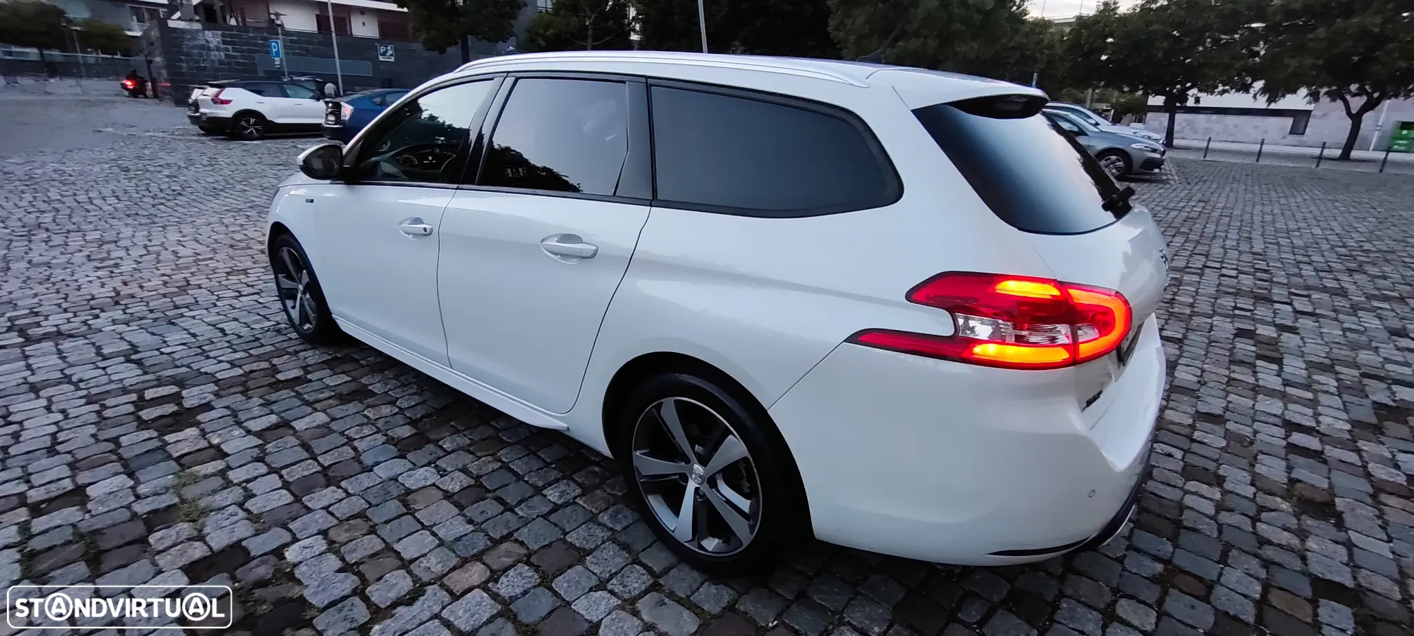 Peugeot 308 SW 1.6 BlueHDi Active J17 - 10