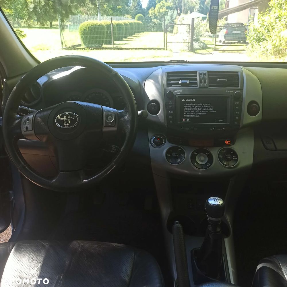 Toyota RAV4 2.2 D-4D Sol 180 - 34