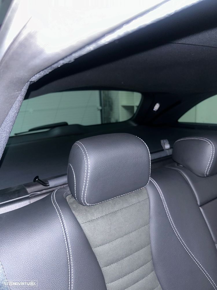 Mercedes-Benz E 300 de 4Matic 9G-TRONIC AMG Line - 18