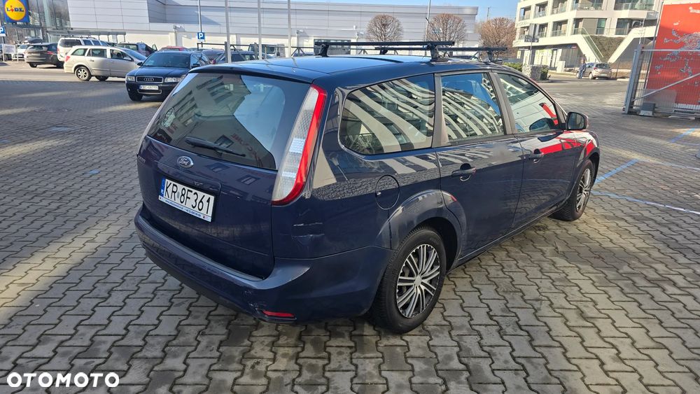 Ford Focus 1.6 Trend - 5
