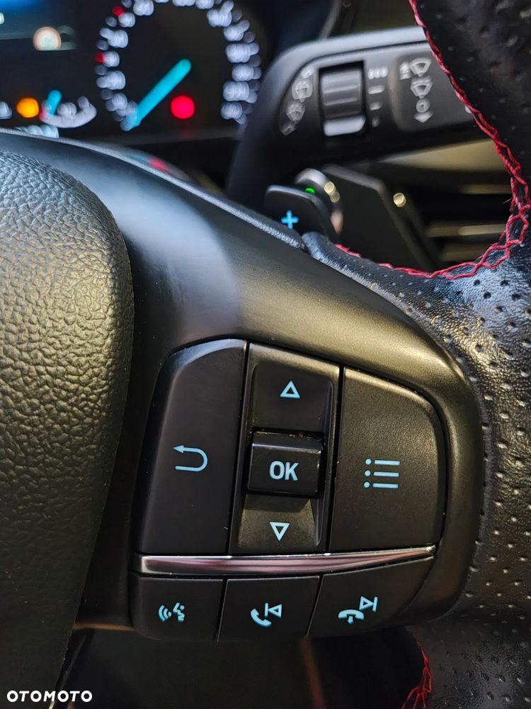 Ford Focus 1.5 EcoBlue ST-Line - 19