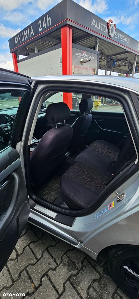 Audi A4 Limousine - 7