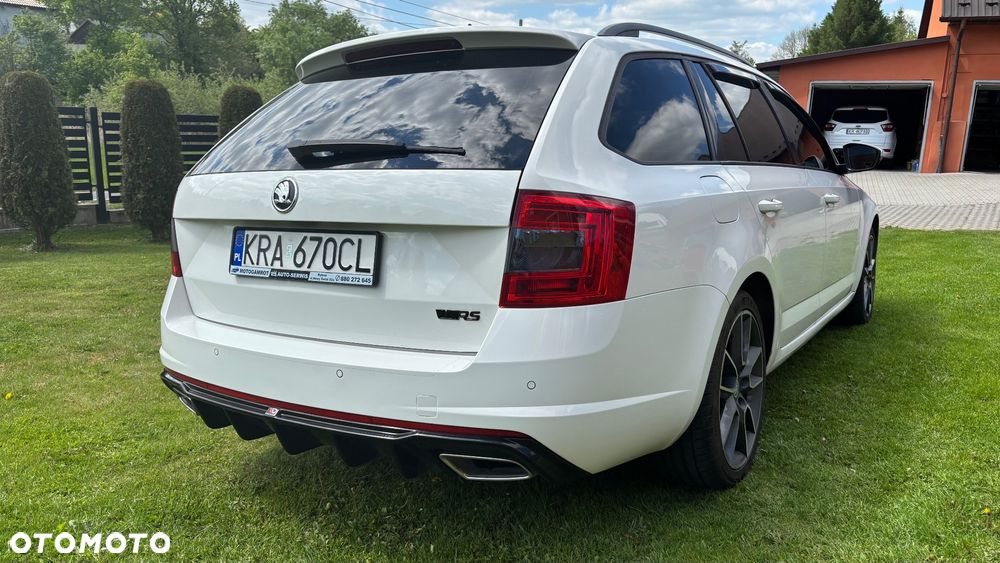 Skoda Octavia 2.0 TDI RS DSG - 5