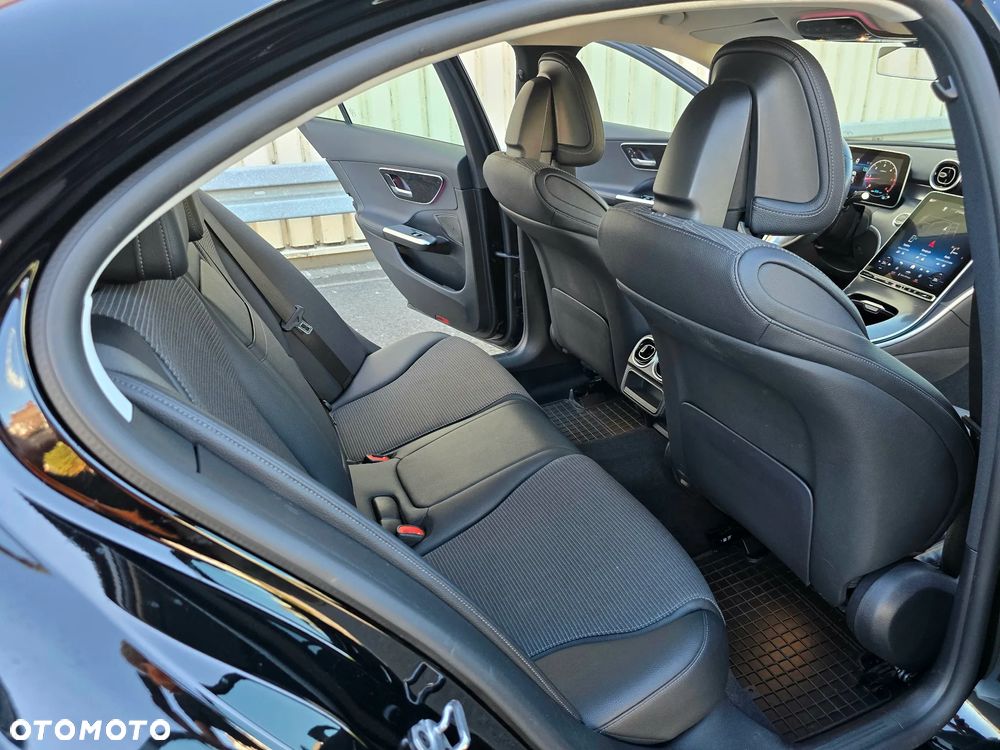 Mercedes-Benz Klasa C 220 d 9G-TRONIC - 15