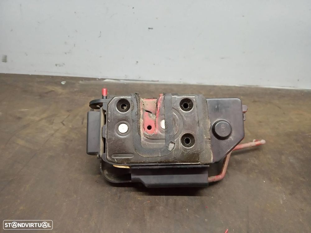 FECHADURA PORTA TRASEIRA DIREITA HYUNDAI GETZ 2004 - - 2