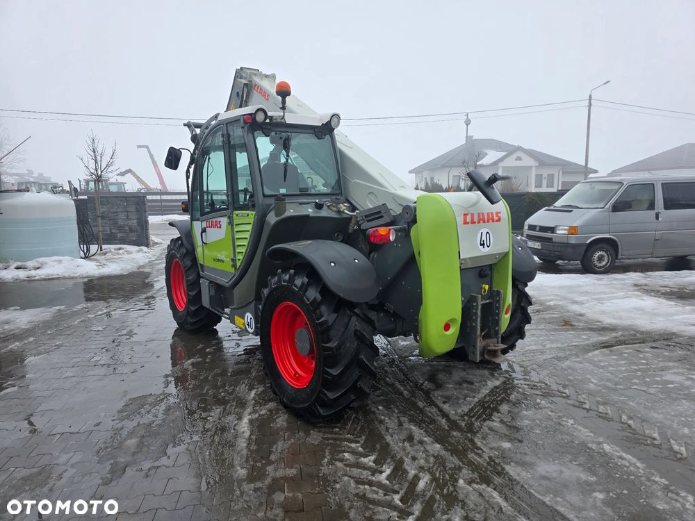 Claas scorpion 7045 - 3