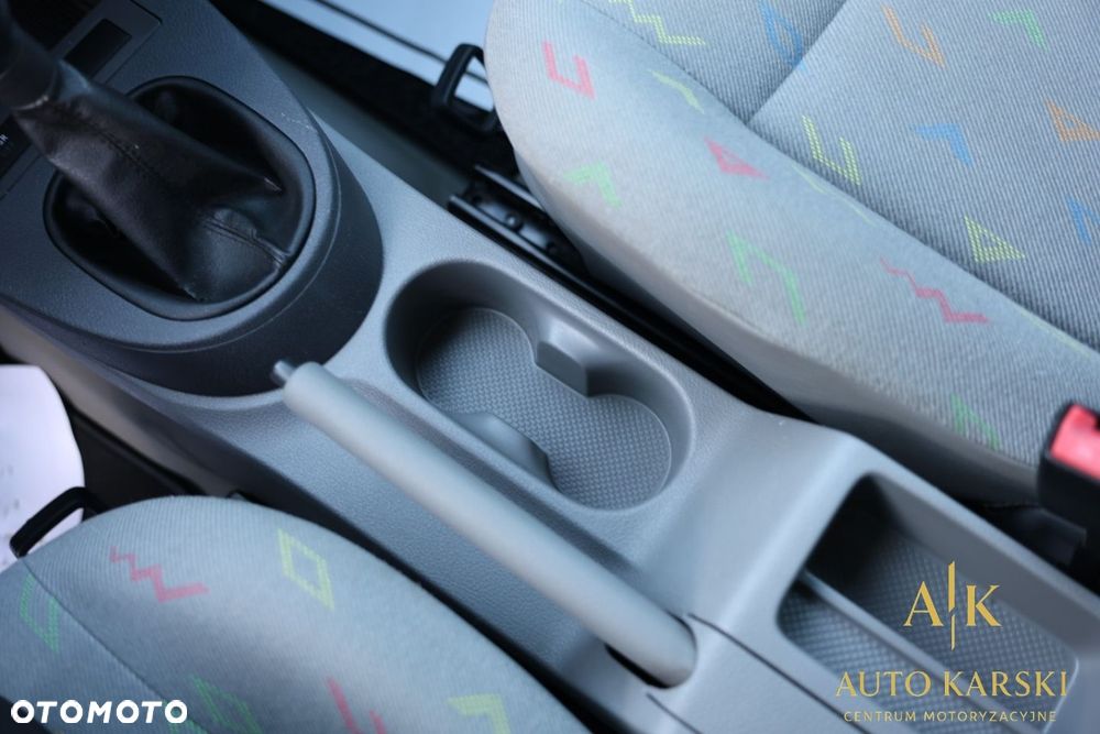 Volkswagen Caddy - 21