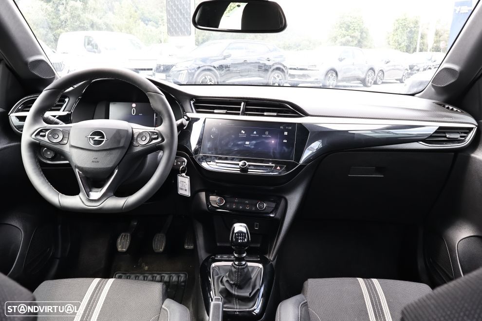 Opel Corsa 1.2 T GS - 11
