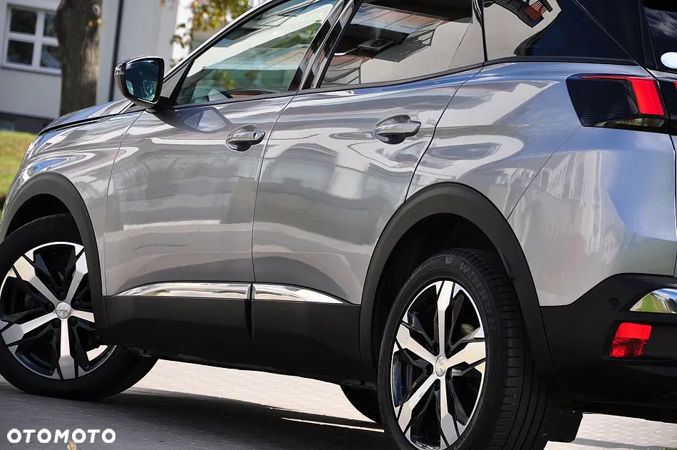 Peugeot 3008 1.6 BlueHDi Allure S&S - 10
