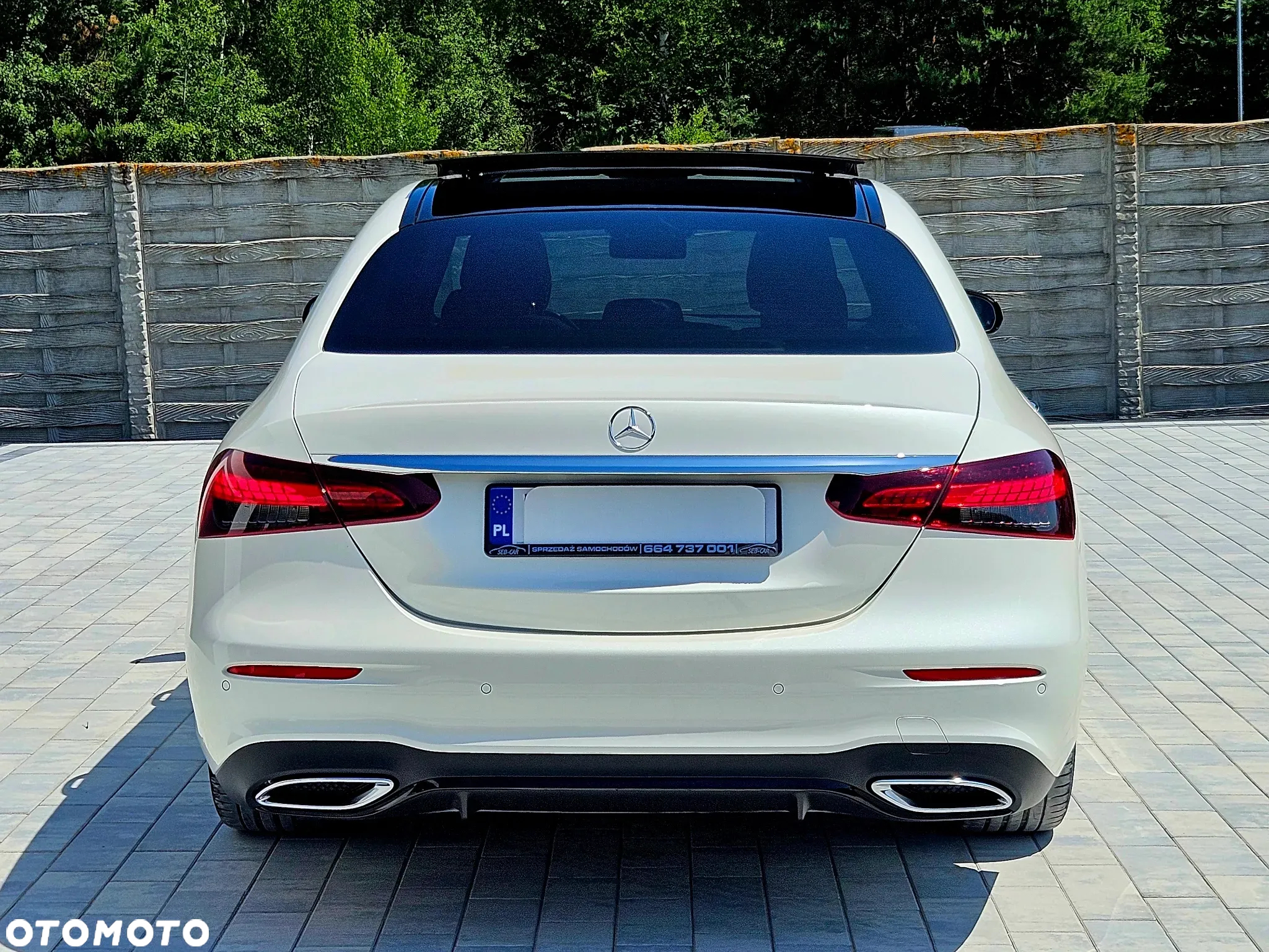 Mercedes-Benz Klasa E - 9