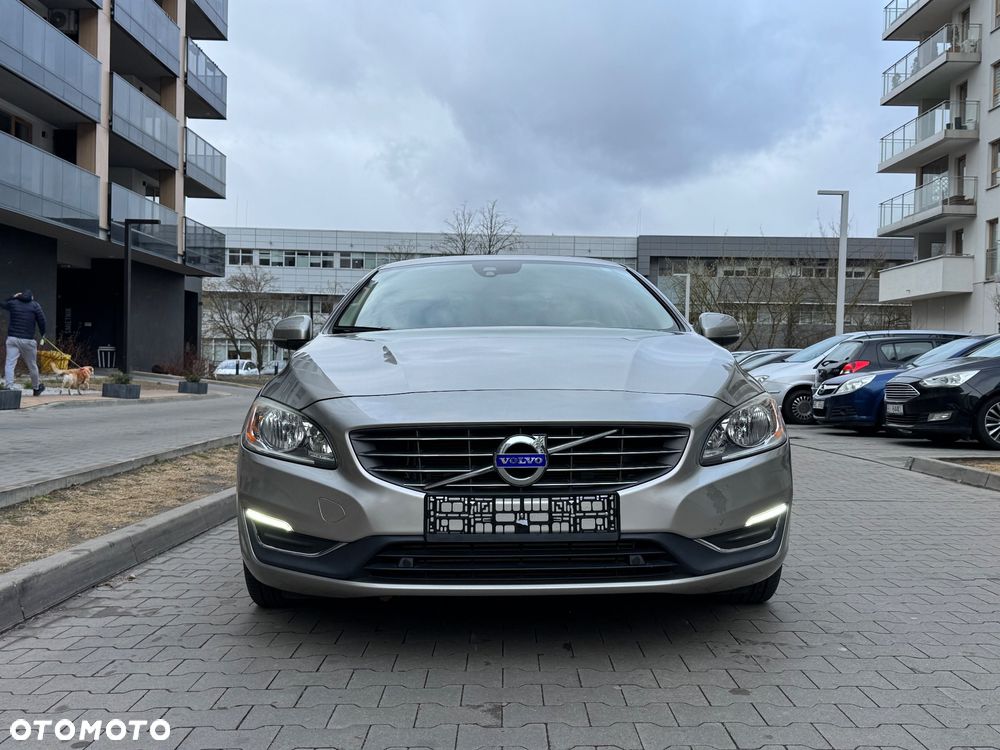 Volvo S60 - 2