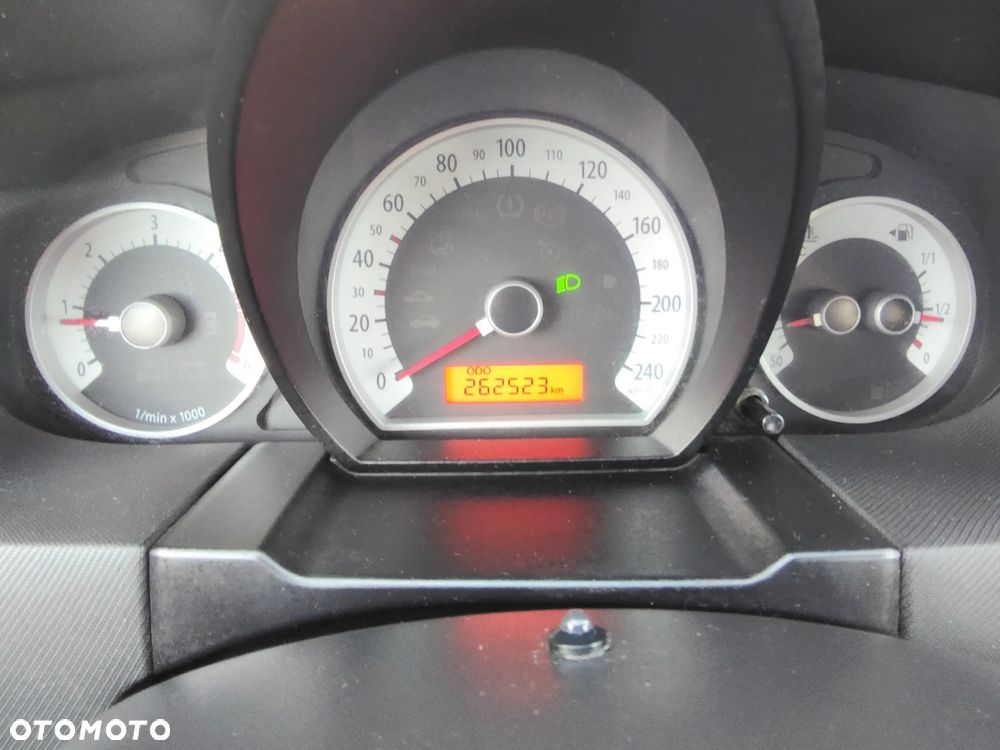 Kia Ceed 2.0 crdi Optimum - 14