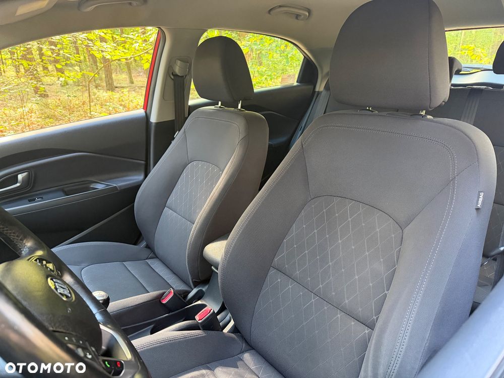 Kia Rio 1.2 Business Line - 9
