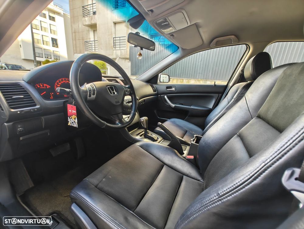Honda Accord 2.0 Sport W.Navi Auto - 19