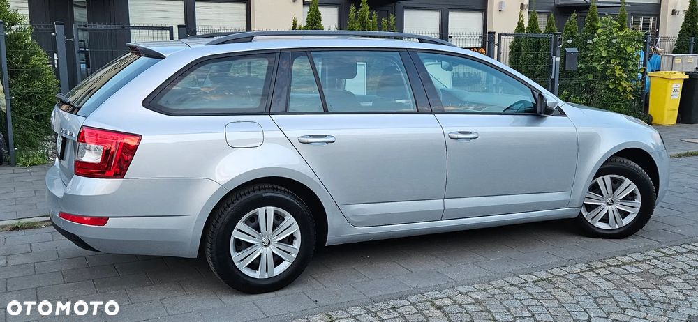 Skoda Octavia 1.6 TDI Edition - 19
