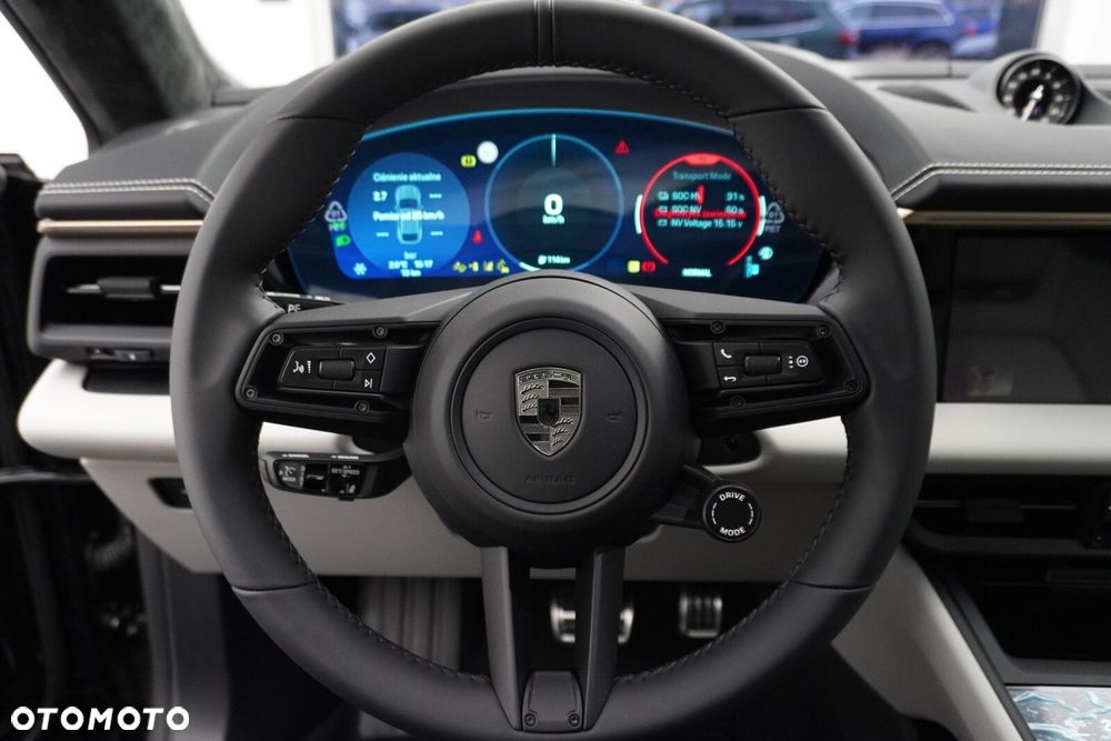 Porsche Macan - 17