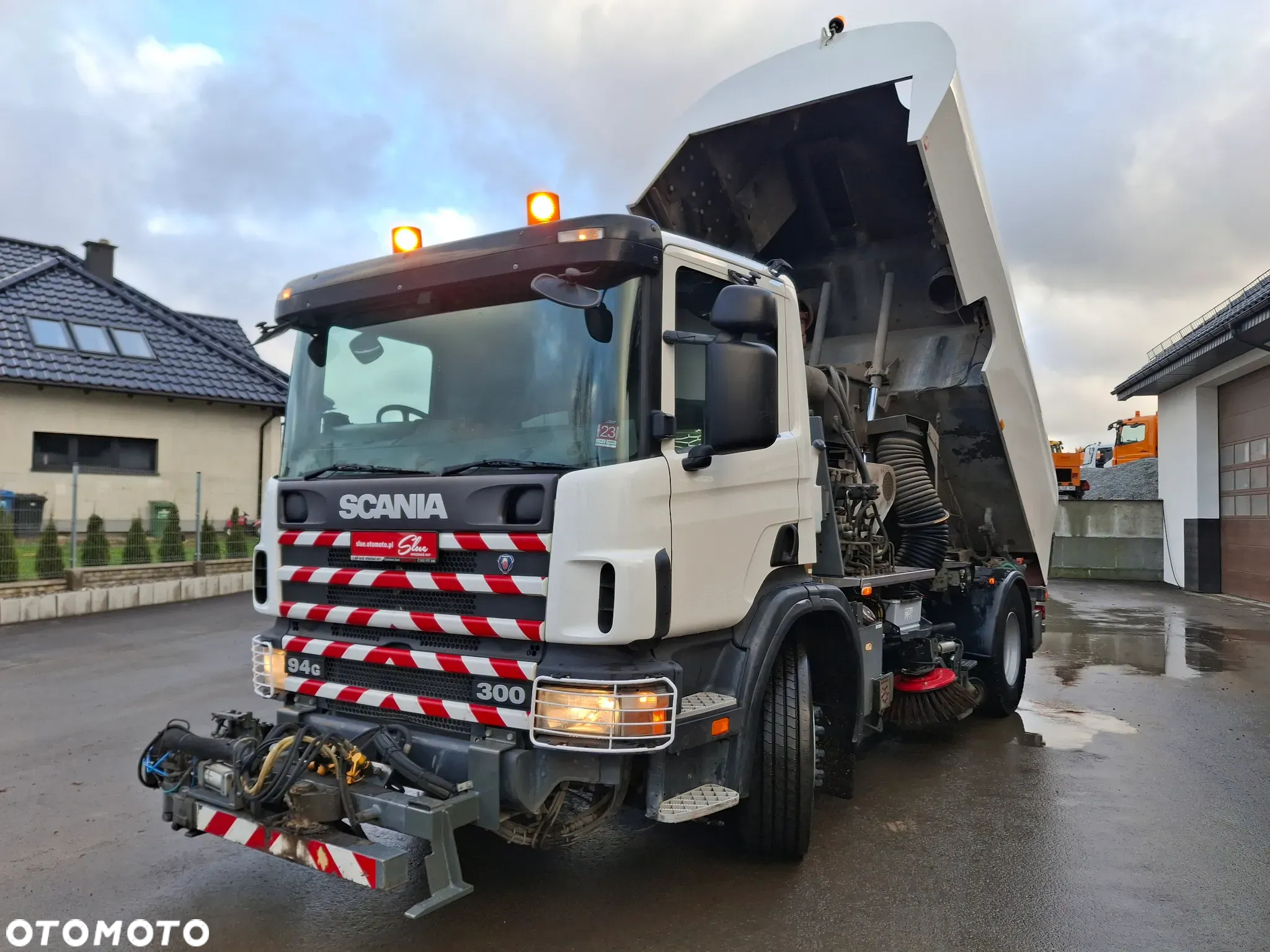 Scania 94G Zamiatarka Uliczna Bucher 2 Silniki Odchwaszczarka Szczotki L/R Specjalny - 13