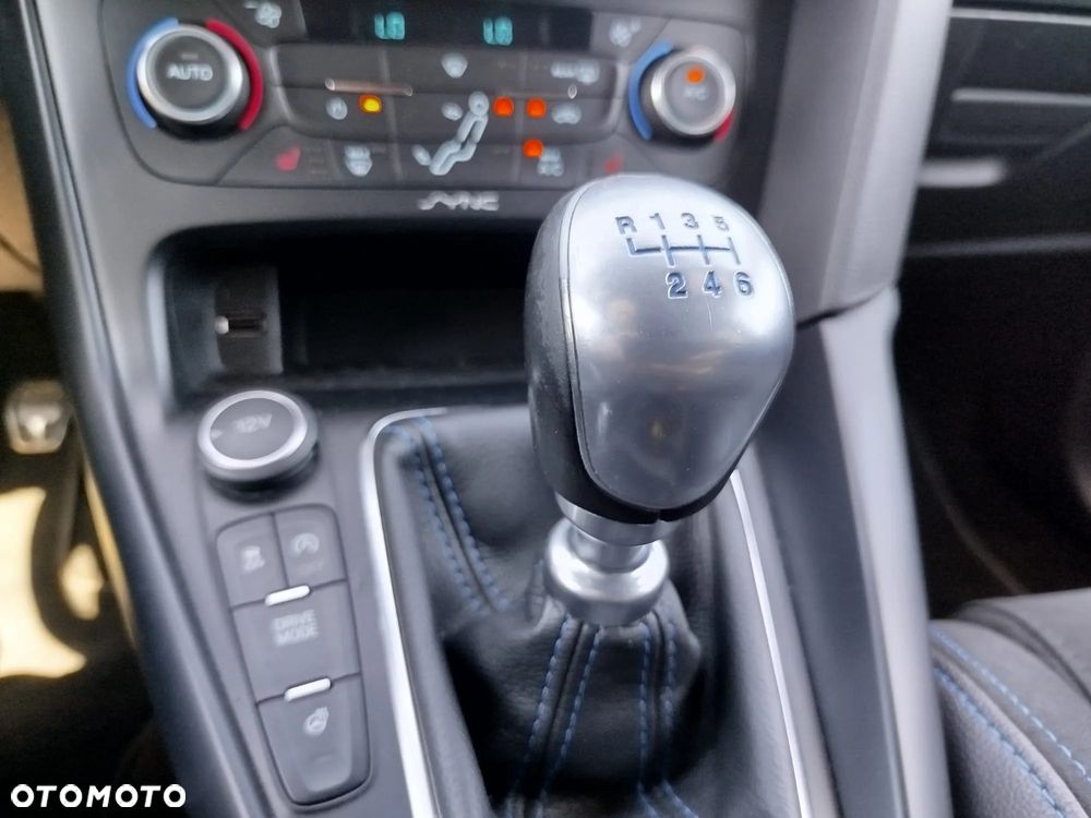 Ford Focus - 29
