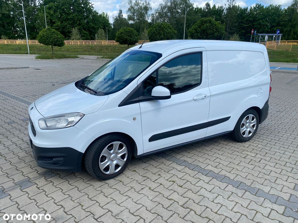 Ford Transit Courier - 3