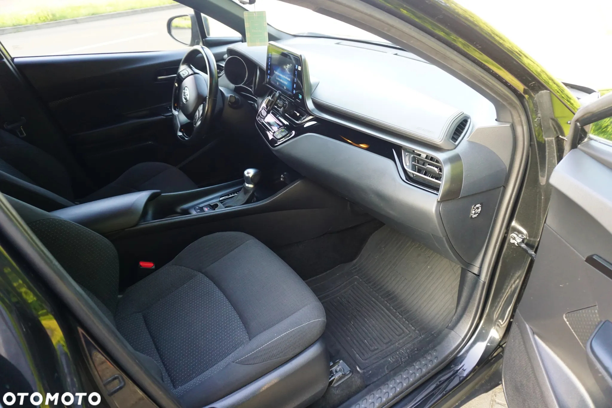 Toyota C-HR 1.8 Hybrid Executive - 23