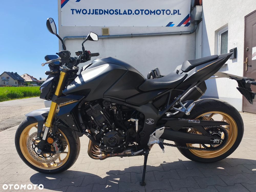 Honda CB - 2