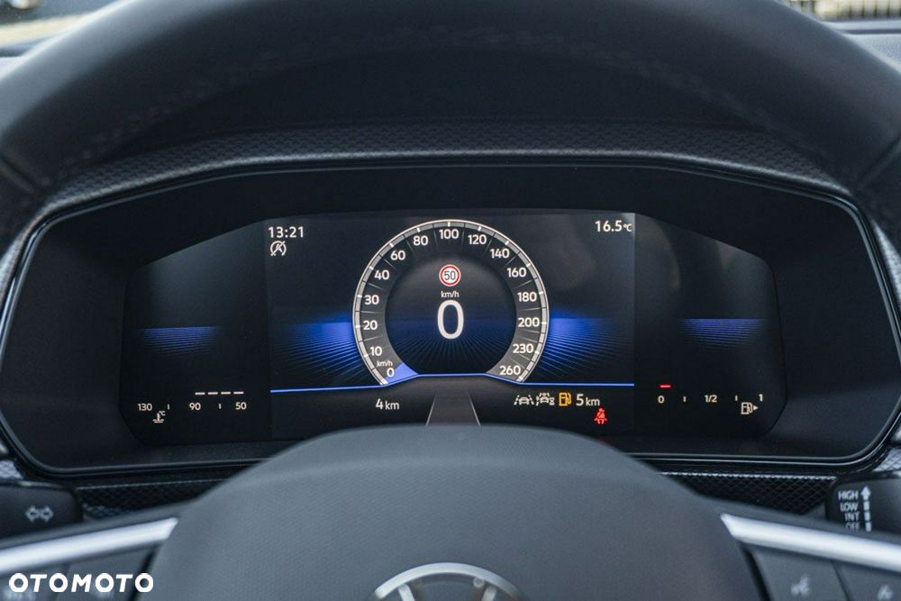 Volkswagen T-Cross - 26