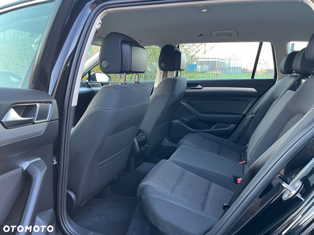 Volkswagen Passat Variant 1.5 TSI OPF DSG Business - 30