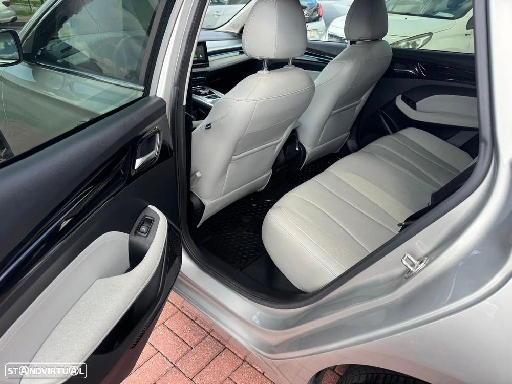 MG MG5 61 kWh Luxury - 36