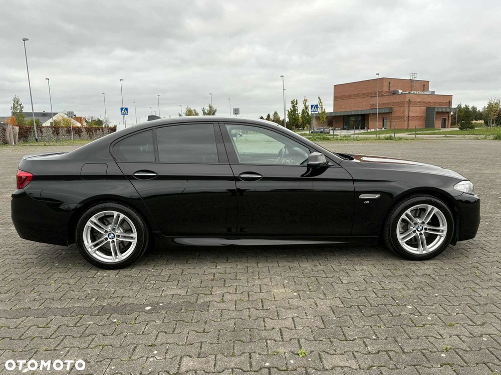 BMW Seria 5 520d xDrive - 2