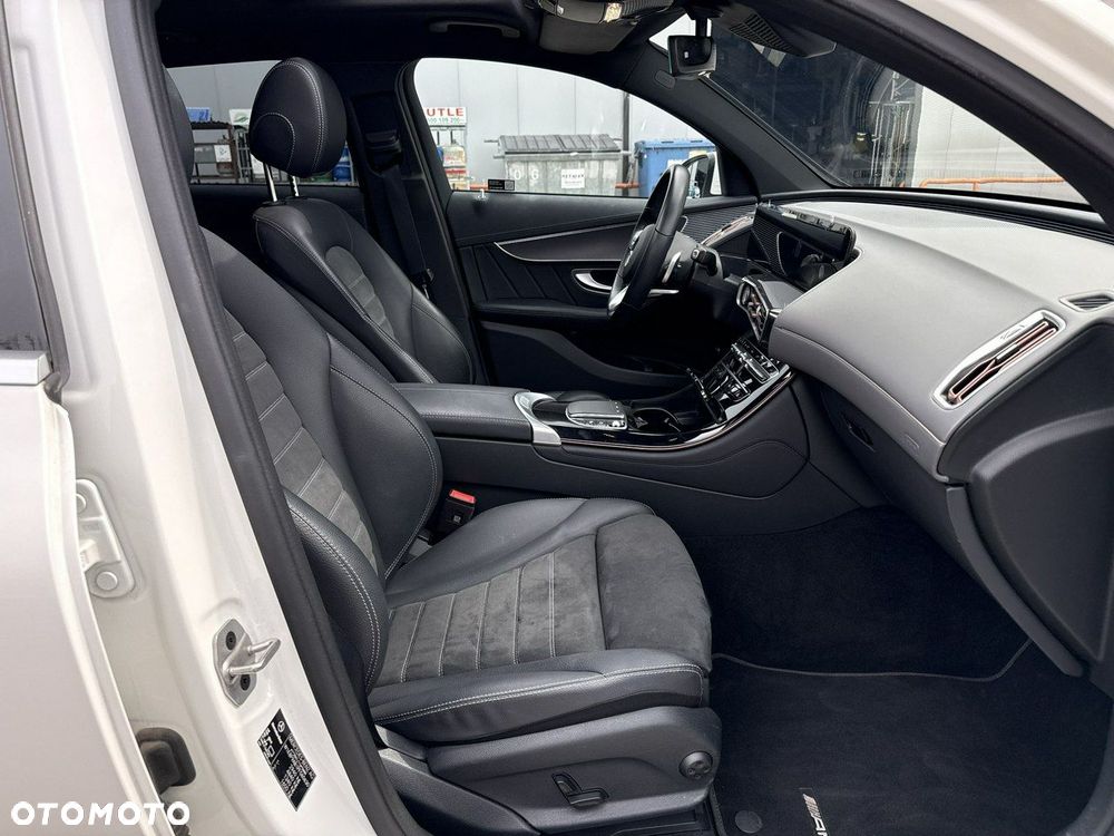 Mercedes-Benz EQC 400 4-Matic Sport - 22
