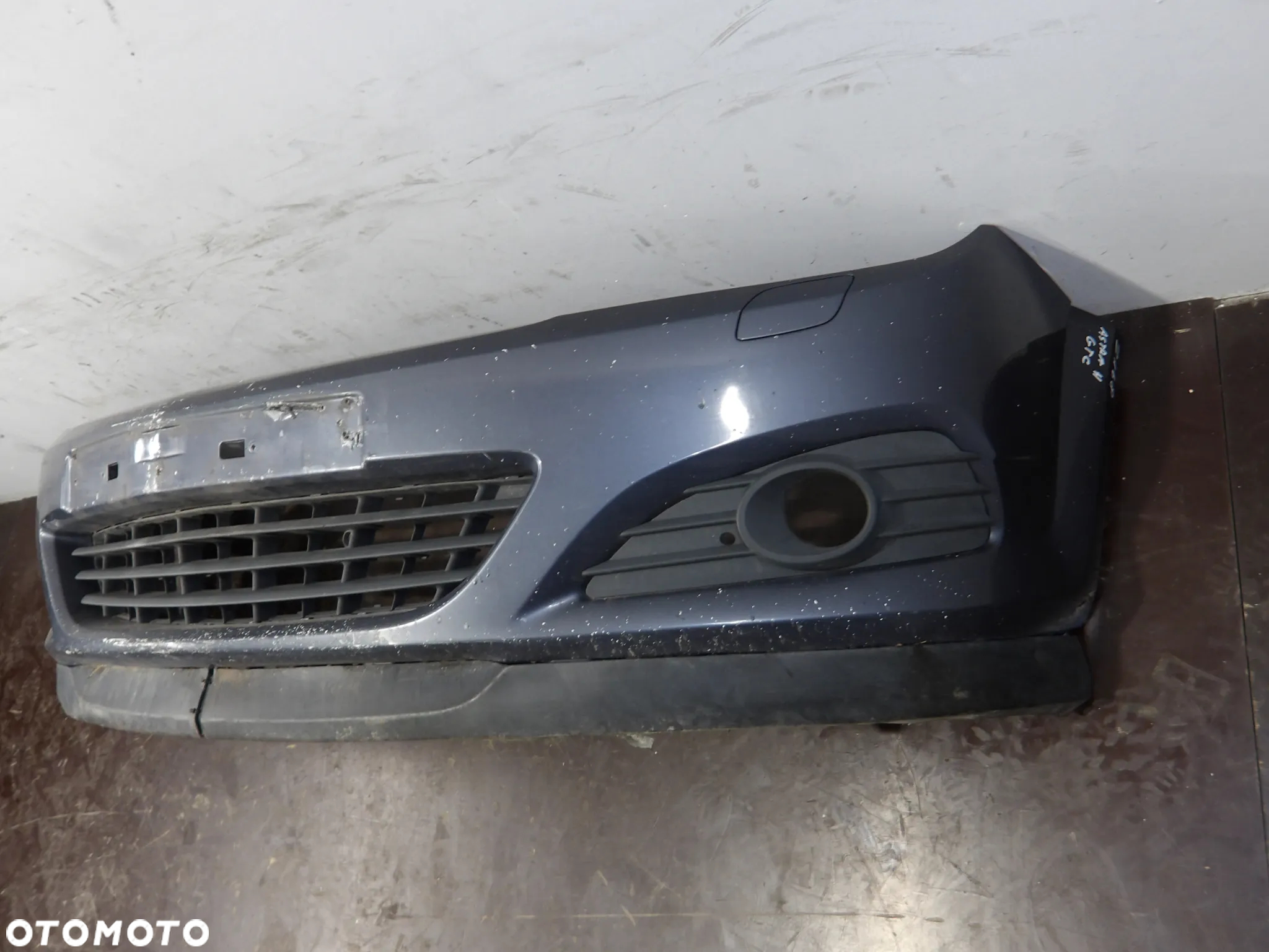 OPEL ASTRA H GTC 1.7CDTI ZDERZAK PRZÓD PRZEDNI - 3